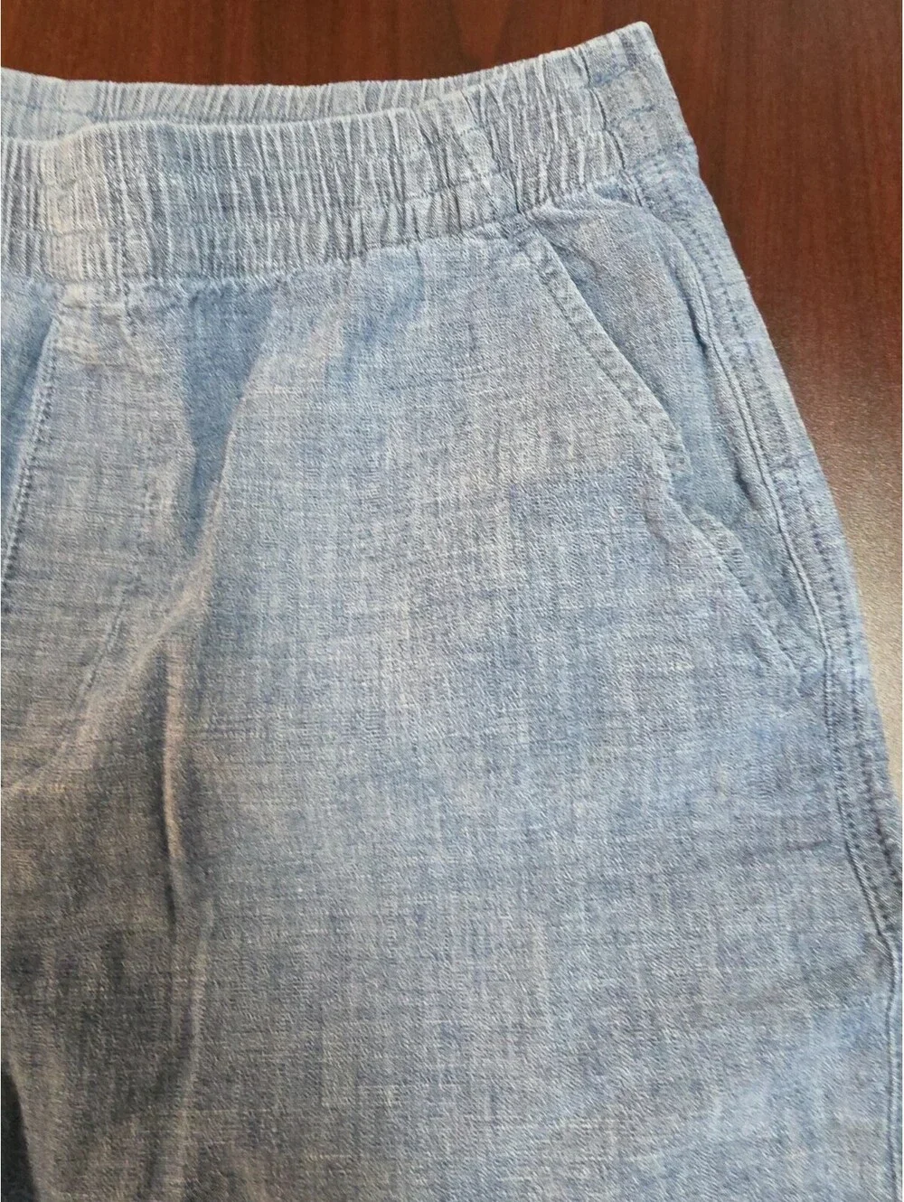 Lands End Chambray Shorts Women's 8 Blue Pull-On Cotton Stretch 7in Inseam